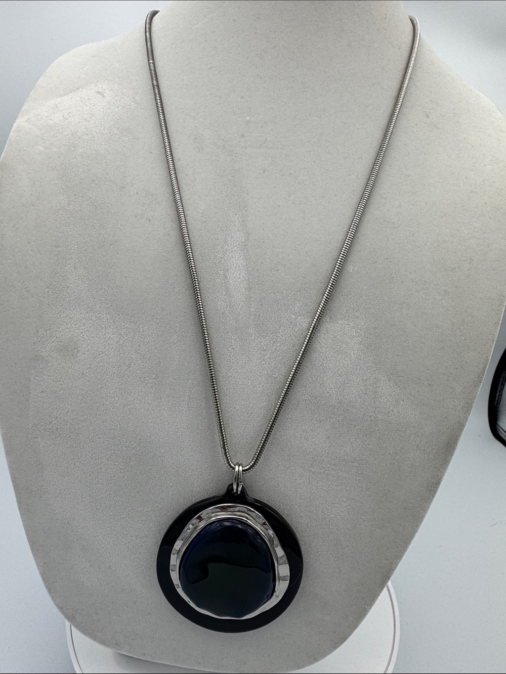 Chico's Black and Silver Pendant Necklace